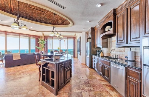 Puerto Penasco Condo | Ground Floor Presidential Suite on the Oceans Edge