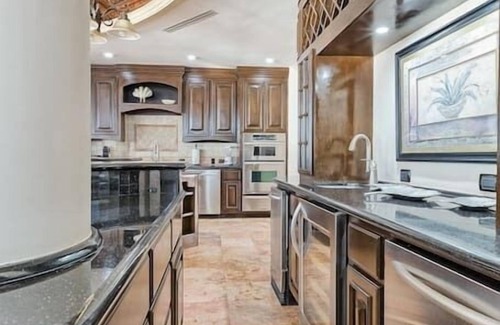 Puerto Penasco Condo | Ground Floor Presidential Suite on the Oceans Edge