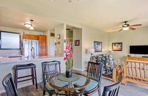 Lihue Condo | Ground Floor Retreat W/Kitchen - Kaha Lani 115