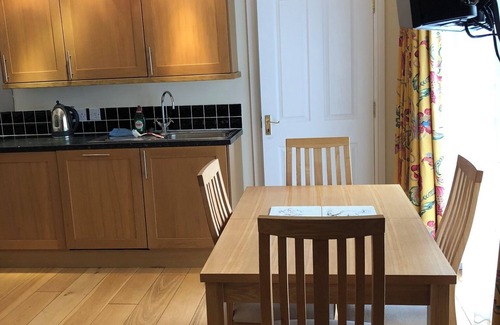 Lighthorne Cottage | Groundfloor Cottage nestled in the Warwickshire Countryside.