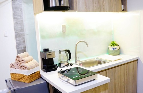 District 3 House | Group 6 Bancony 2BR Furnishing Sunny Kiss Bed Central D3 Street Food Paradise