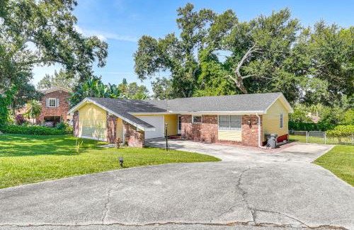 Lakeland Highlands House | Group Getaway with Deck and Yard in Lakeland!