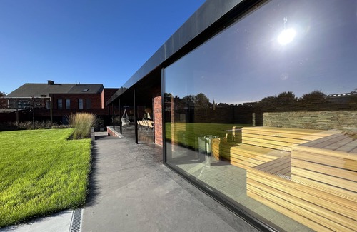 Gutschoven House | Group home with swimming pool and wellness