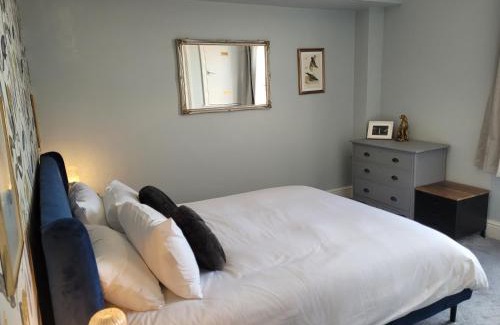 Leamington Spa Apartment | Grove Place - 2 Bedroom apartment Leamington Spa