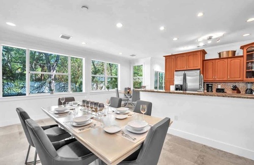 Coconut Grove House | Grove Walk Manor | 3BR Oasis in the Grove