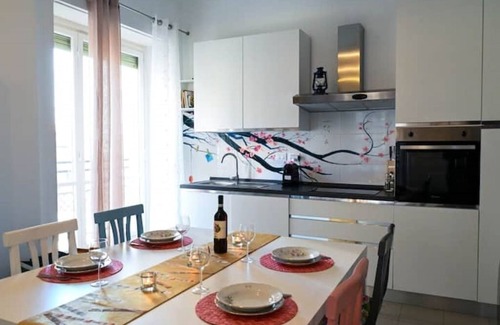 Grugliasco Apartment | Grugliasco
