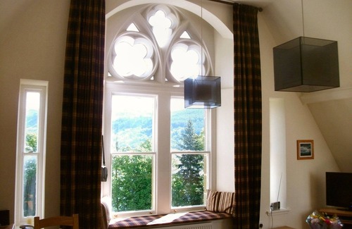 Fort Augustus Apartment | Gruinyards - The Best Views Of Loch Ness - Short-break and Last Minute Discounts