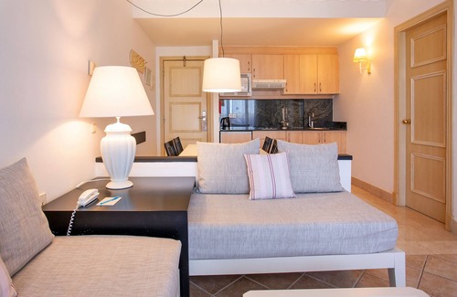 Son Xoriguer Apartment | Grupotel Macarella Suites & Spa