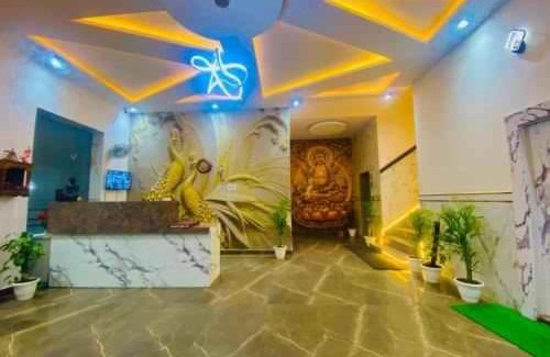 Surat Hotel | Gtois TIRUPATI