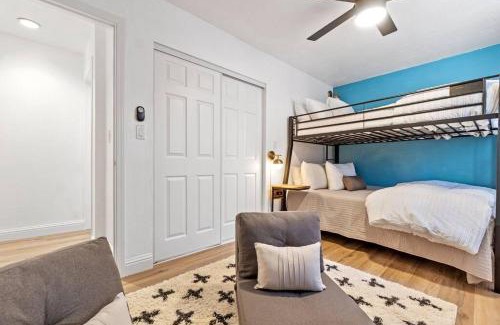 Pioneer Trail House | Guadalupe Getaway - Pets - Hot Tub - AC