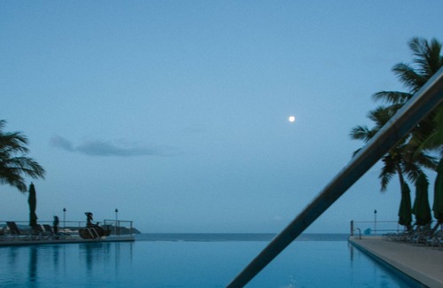 Tumon Hotel | Guam Reef Hotel