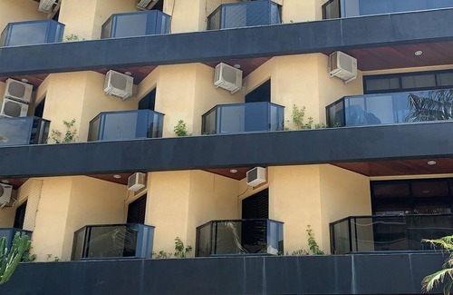 Jardim Belmar Apartment | Guarujá Cove, 100 meters from the Aquarium