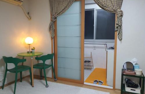 Sangyeok-dong Apartment | Guemho Little House