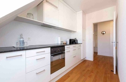 Werd Apartment | Guest Fav Downtown 2-BR Loft Apartment 5B