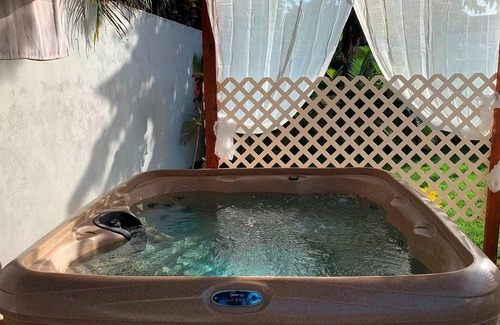 Villas Ana Maria Apartment | Guest-friendly B&B in central Sosua, Jacuzzi/BBQ/massage bed, free breakfast