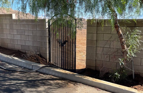 Perris House | Guest house at a private resort in Good Hope Area
