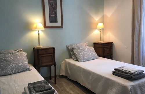 Caromb Bed & Breakfast | GUEST HOUSE at the foot of VENTOUX