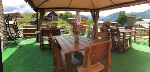 Omalo House | Guest House Gordila