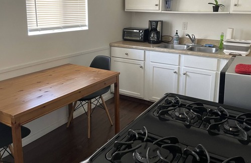 Valley Village House | Guest house in a nice neighborhood
