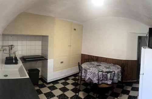 Les Mages Apartment | Guest house in a village farmhouse