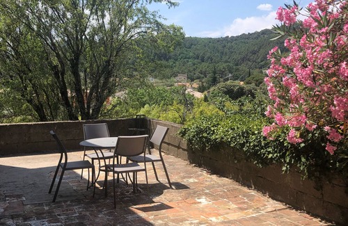 Les Mages Apartment | Guest house in a village farmhouse