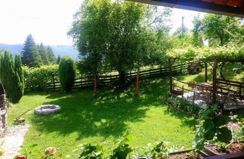 Uzice House | Guest house Little Heaven