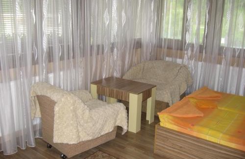 Teteven House | Guest House Lori