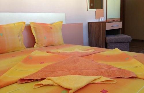 Teteven House | Guest House Lori