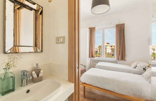Quartiere XXXIII Lido di Ostia Ponente House | Guest House Maison 6