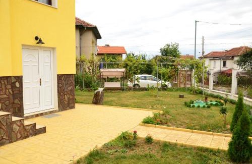 Berkovitsa House | Guest House Nocturno