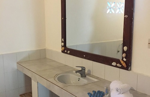 Kiwengwa Bed & Breakfast | GUEST HOUSE ON KIWENGWA BEACH