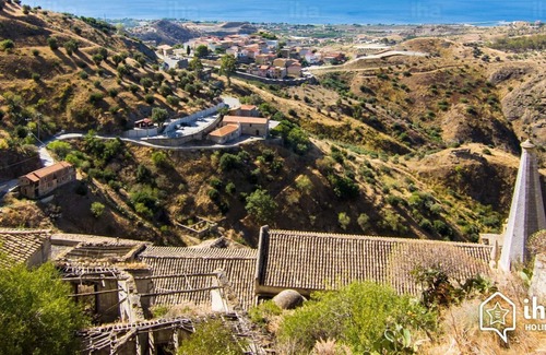 Pentedattilo House | Guest House - Pentedattilo Country Houses