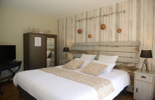 Plourivo Bed & Breakfast | Guest house quiet garden Paimpol sea GR34 Nature Culture