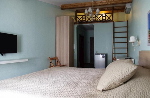 Arkhipo-Osipovka House | Guest House Riviera