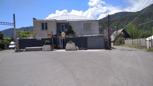 Akhali Ubani House | Guest House Rusudan
