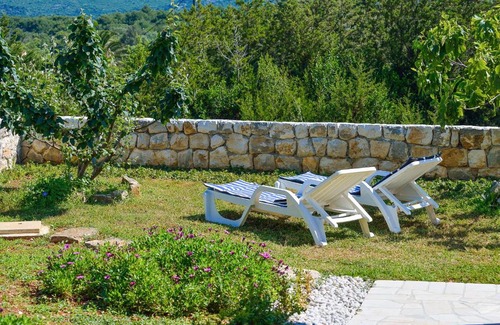 Dragove House | Guest House Sakarun