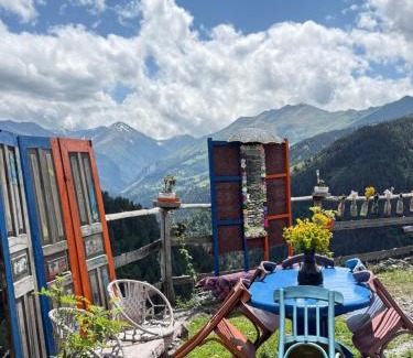Omalo House | Guest house Sargiri