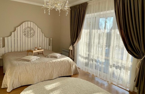 Krasnoye House | Guest House Strekoza