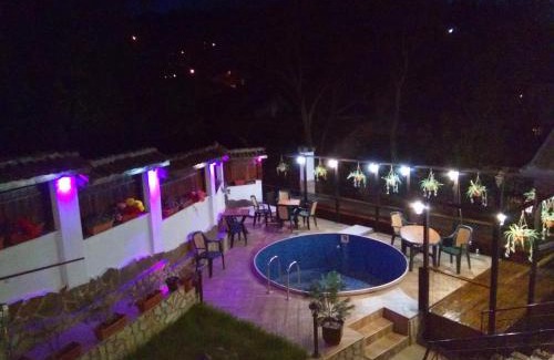 Tryavna House | Guest House Unika