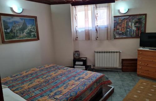 Koprivshtitsa House | Guest House Zlatniyat Telets