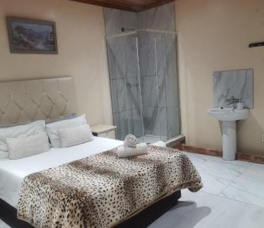 Storms River House | Guest Lodge on the Edge
