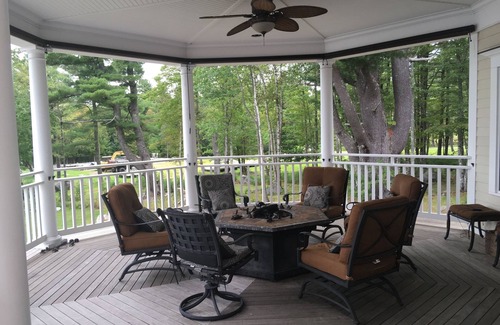 Dufferin Bed & Breakfast | Guest Master Kitchenette /Den Guest Rm 5