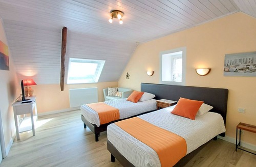 Mahalon Bed & Breakfast | Guest Room 2 at Kerantum with Shared Terrace, Shared Garden and Wi-Fi