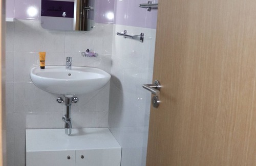 Sal Bed & Breakfast | Guest room with private bathroom in SAL - KAPVERDEN