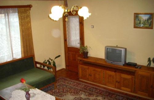 Koprivshtitsa House | Guest Rooms Dona