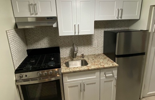 Queens Apartment | Guest Suite Close to JFK and LaGaurdia Airport UBS Arena, Aqueduct