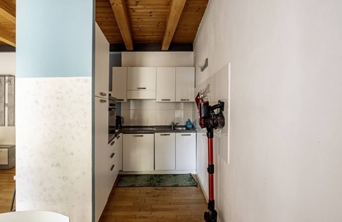 Padova Apartment | GuestHost - Piazza Mazzini Bright Apartment Padova