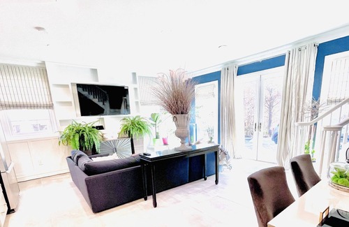 North Bellport House | Guesthouse duplex apartment with gorgeous pool & gardens!