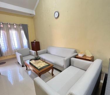 Linggajati House | Guesthouse Hannia