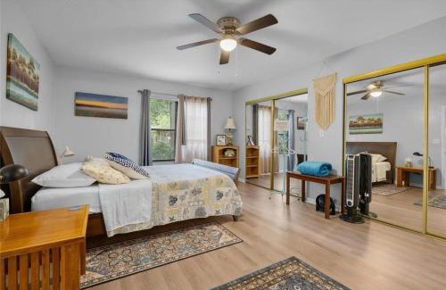 High Springs House | Guesthouse in High Springs! Walk to Downtown, Close to Springs!